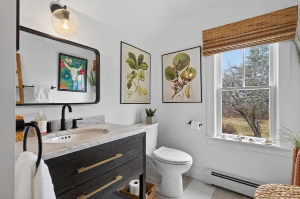 $1,700,000 | 492 West Elm Street, Yarmouth, ME 04096