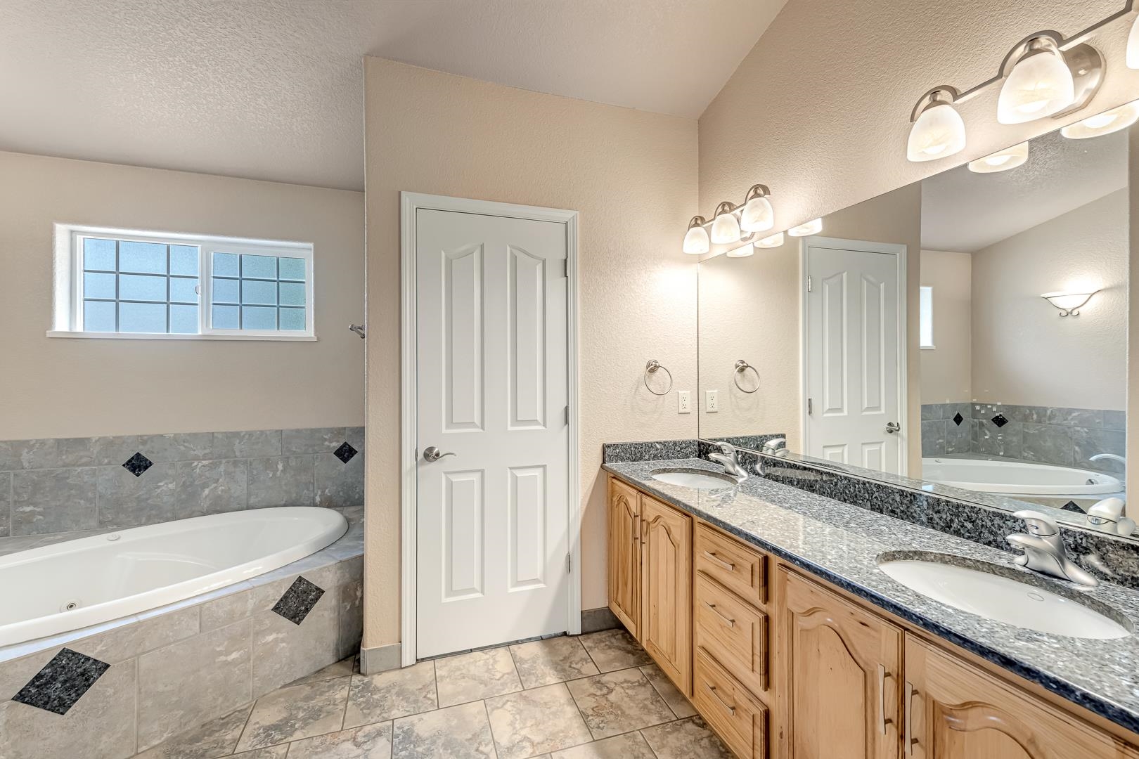976 Murray Street Fruita, CO 81521 - Photo 14 of 33
