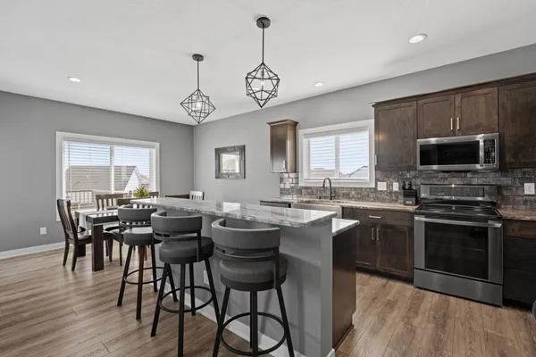 $699,900 | 855 Towne Drive Northeast, Byron, MN 55920