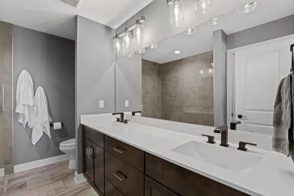 $699,900 | 855 Towne Drive Northeast, Byron, MN 55920