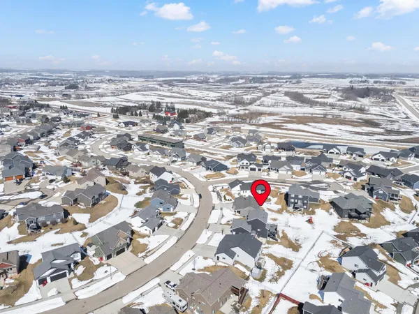 $699,900 | 855 Towne Drive Northeast, Byron, MN 55920