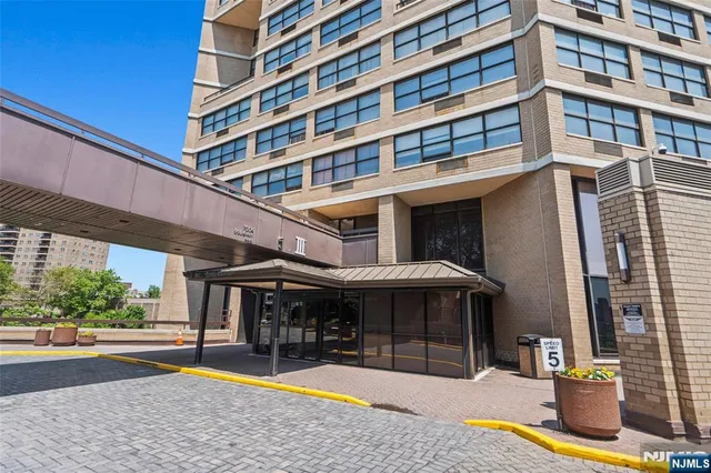 a view of a storage & utility room