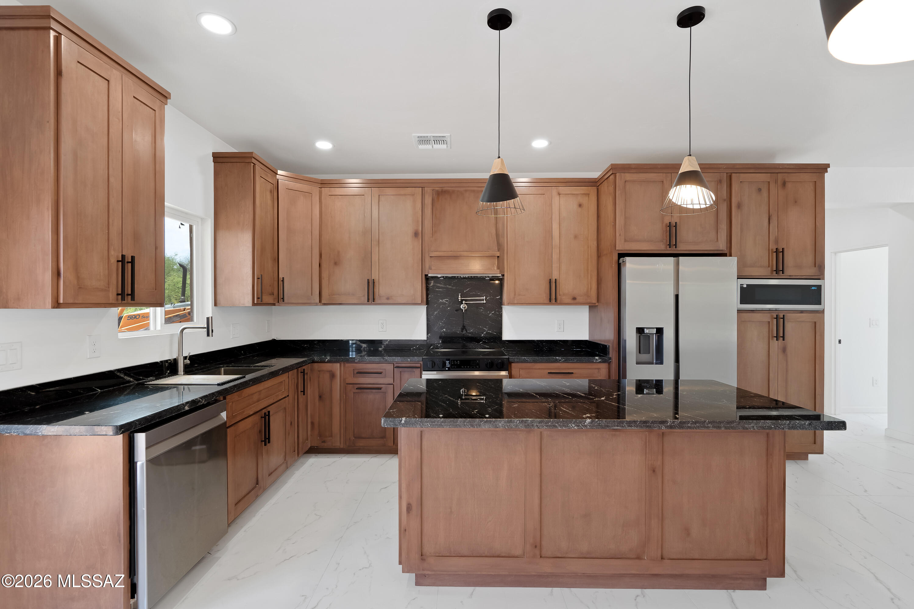 1708 Camino Rivera Rio Rico, AZ 85648 - Photo 9 of 29 2 Interiors-5