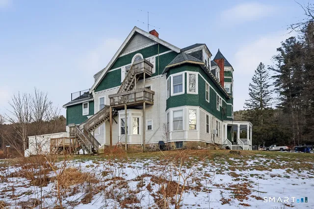 $2,250 | 270 Cherry Brook Road, Unit 2, Canton, CT 06019