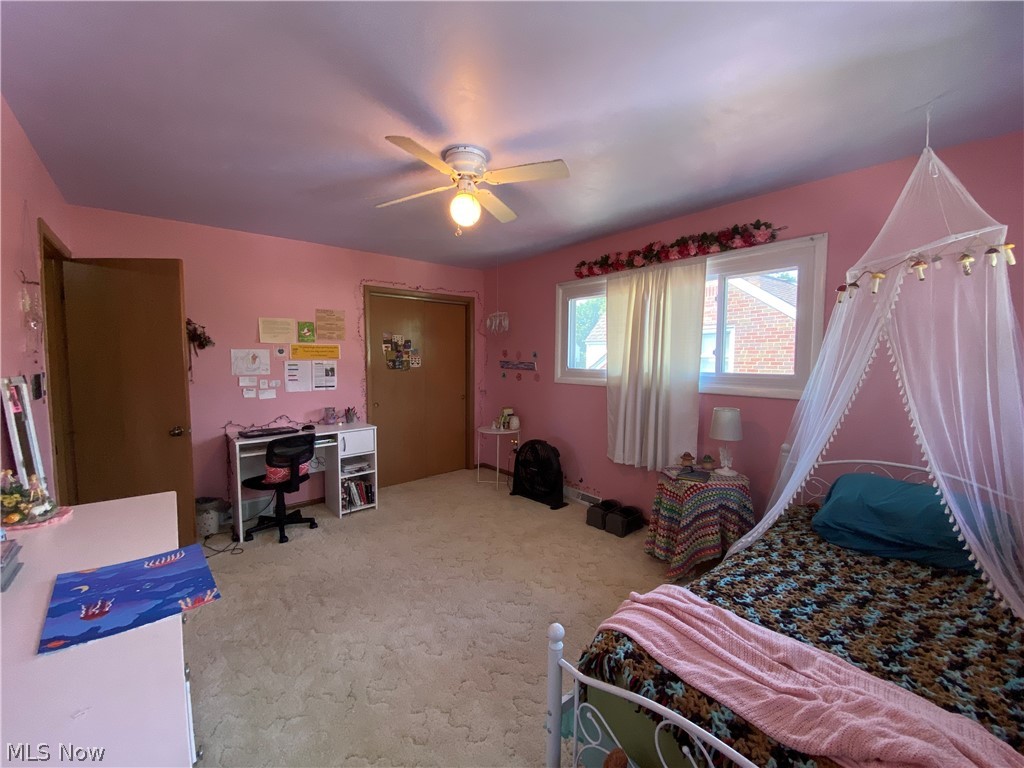 6386 South Canterbury Road Parma, OH 44129 - Photo 13 of 29