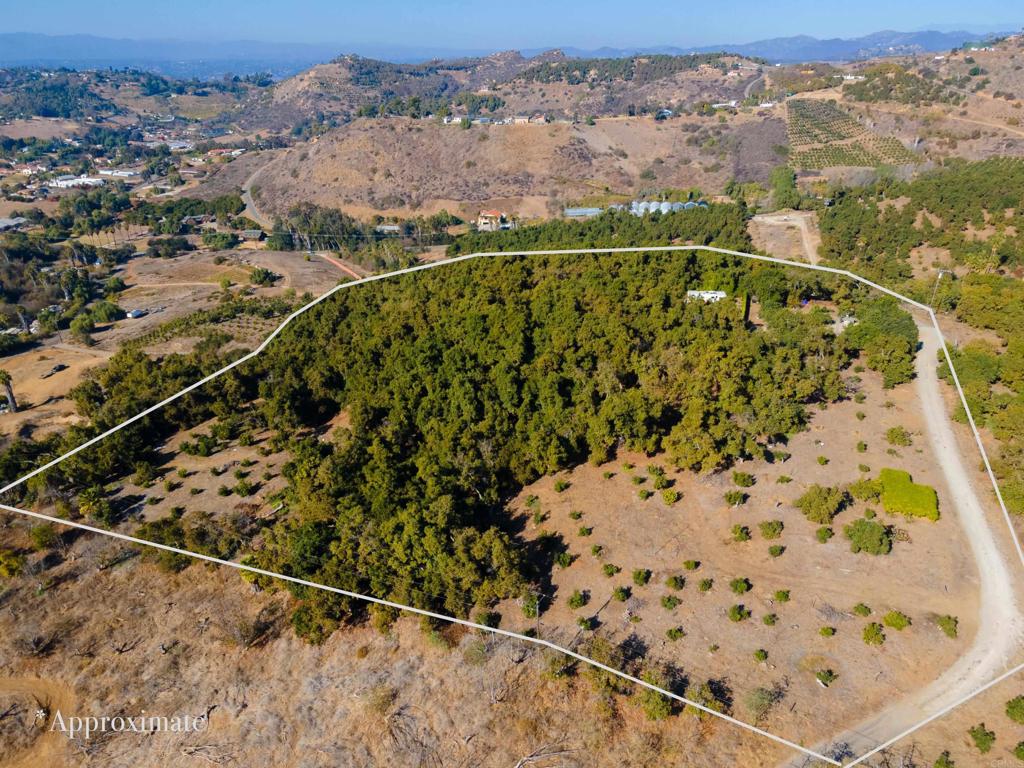 3731 Gopher Canyon Road Vista, CA 92084 - Photo 4 of 12 view of a balcony with wooden floor and mountain view