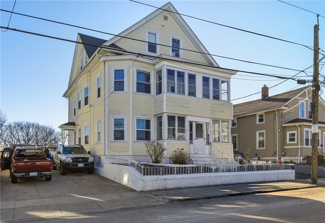 60 Hendricks Street Central Falls, RI 02863 - Photo 3 of 40