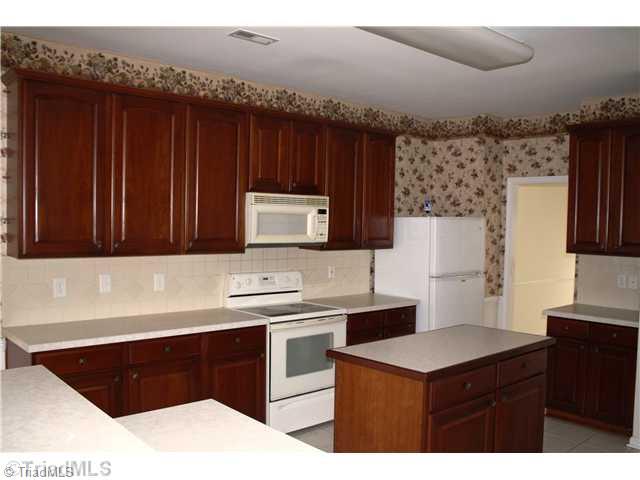 4460 Alexander Road Winston-Salem, NC 27106 - Photo 4 of 16 Kitchen.