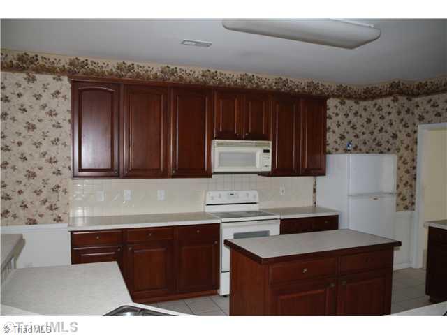 4460 Alexander Road Winston-Salem, NC 27106 - Photo 5 of 16 Kitchen.
