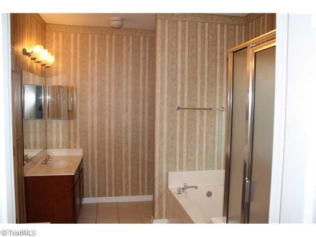4460 Alexander Road Winston-Salem, NC 27106 - Photo 10 of 16 Master Bath/Spa.