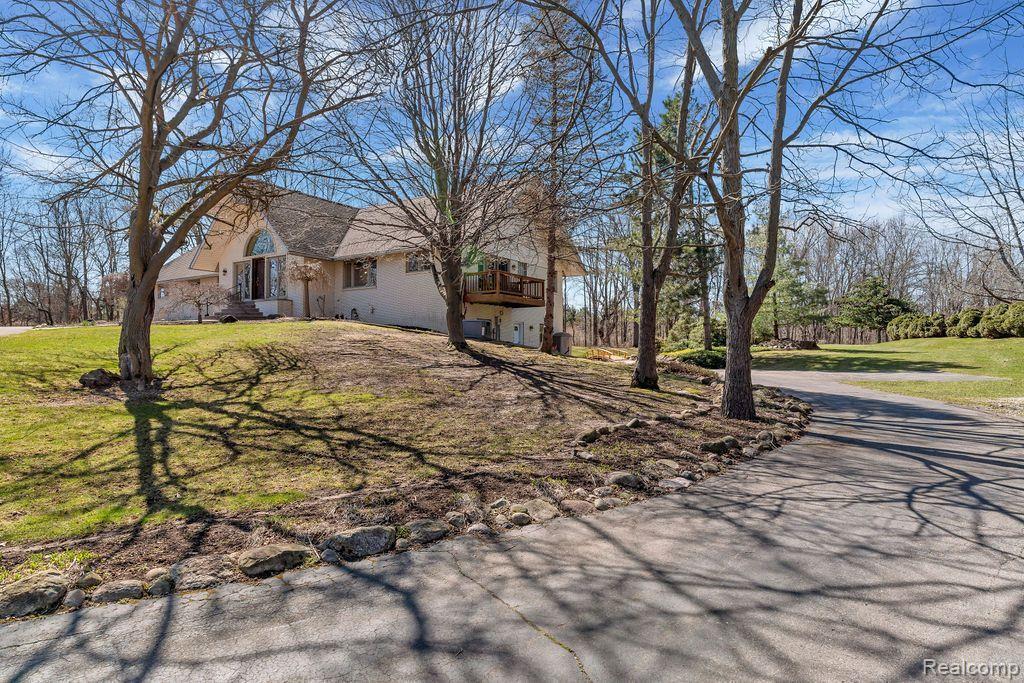 17370 Fish Lake Road Holly, MI 48442 - Photo 7 of 73