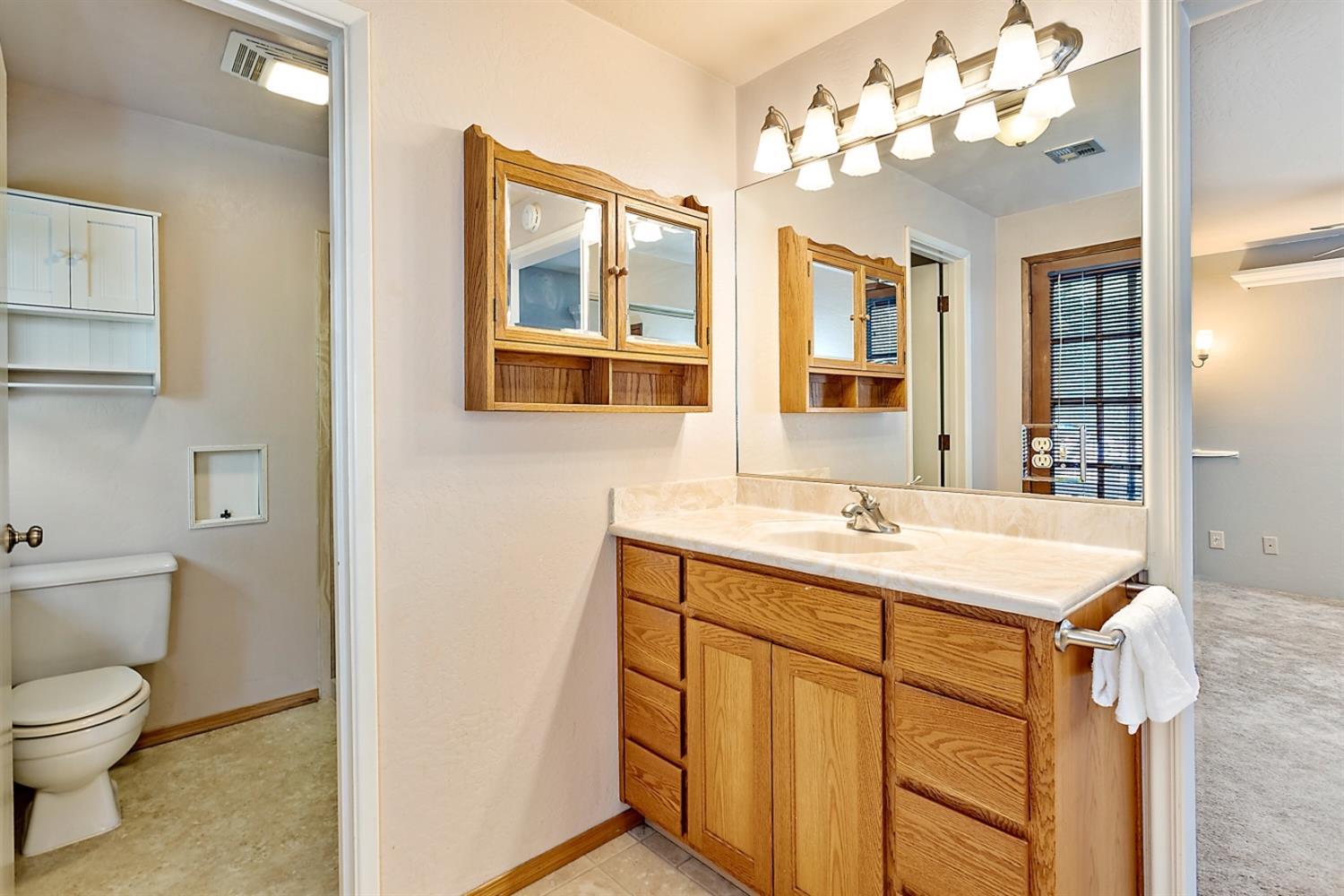 2390 Scoville Road Grants Pass, OR 97526 - Photo 16 of 29 Additional Photo