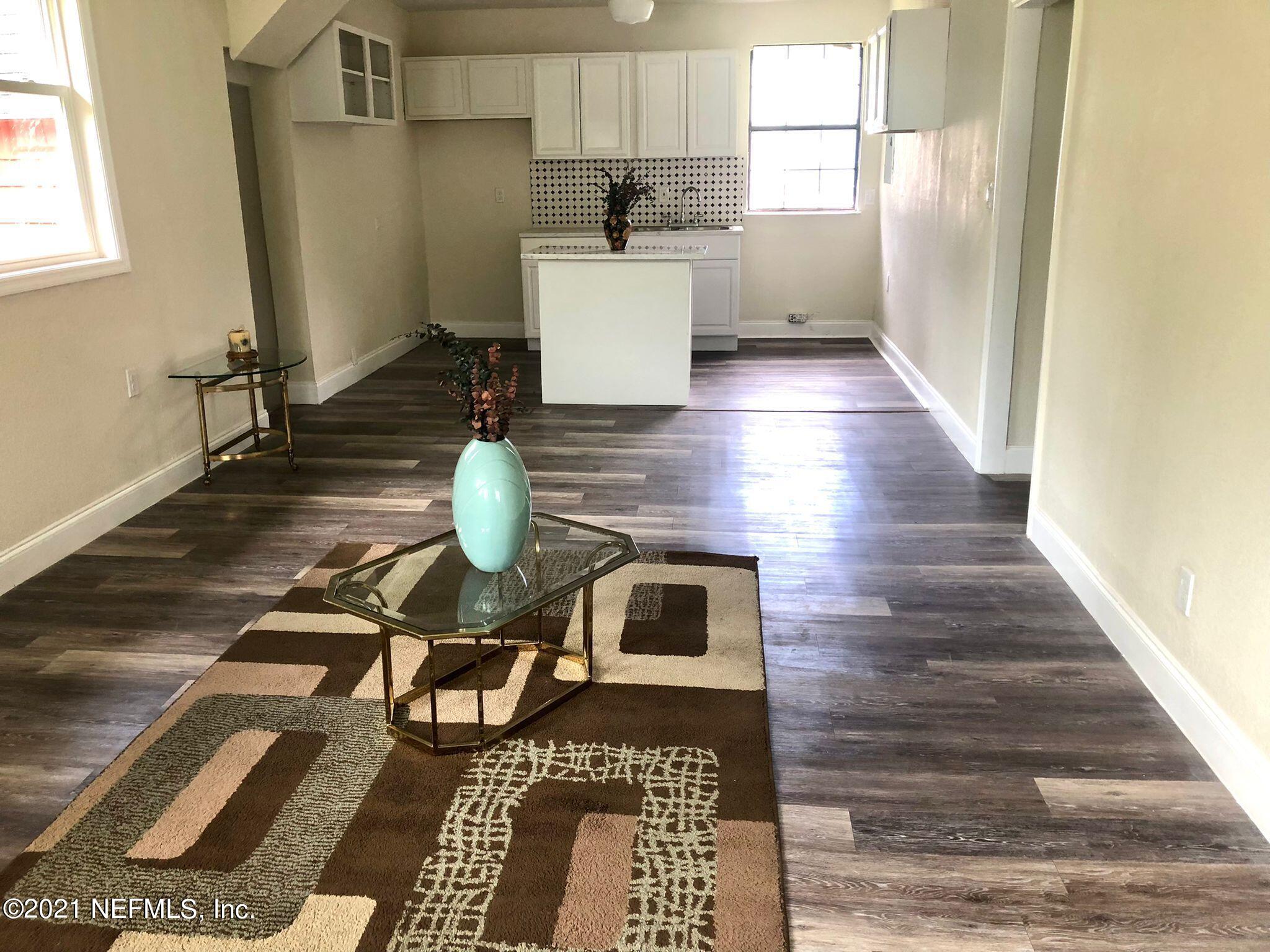 203 Jericho Road Jacksonville, FL 32218 - Photo 11 of 24 7f189db0-793a-48da-bf1a-cfd8c71447e3