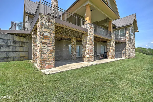 $1,595,000 | 640 Hamilton Hill Road, Bluff City, TN 37618