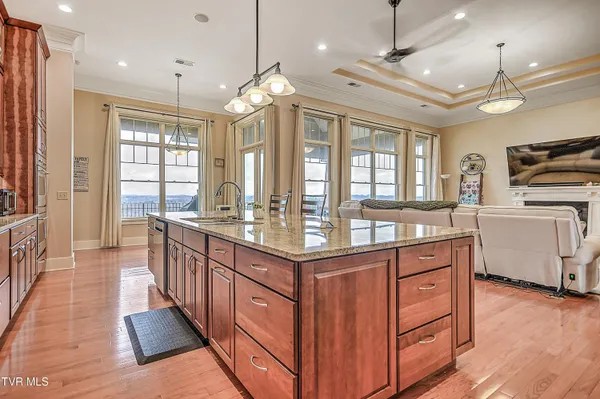 $1,595,000 | 640 Hamilton Hill Road, Bluff City, TN 37618