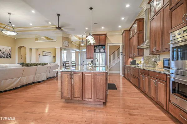 $1,595,000 | 640 Hamilton Hill Road, Bluff City, TN 37618