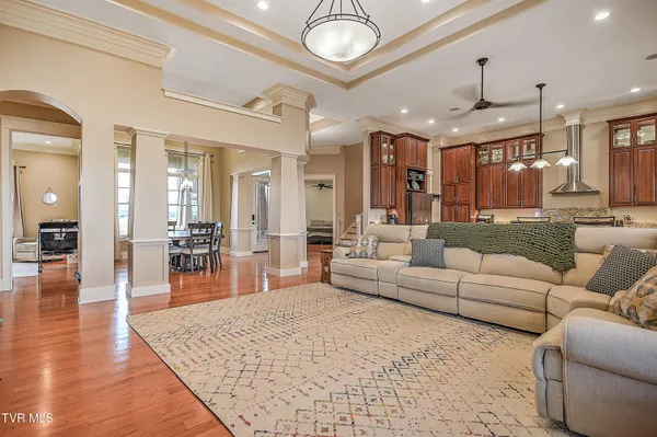 $1,595,000 | 640 Hamilton Hill Road, Bluff City, TN 37618