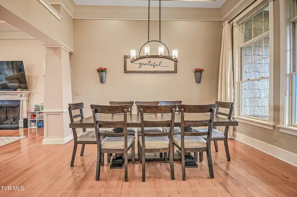 $1,595,000 | 640 Hamilton Hill Road, Bluff City, TN 37618