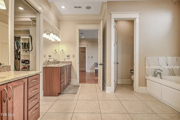 $1,595,000 | 640 Hamilton Hill Road, Bluff City, TN 37618