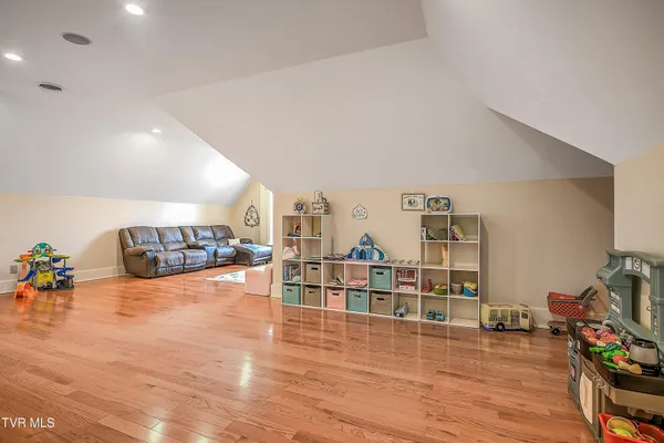 $1,595,000 | 640 Hamilton Hill Road, Bluff City, TN 37618