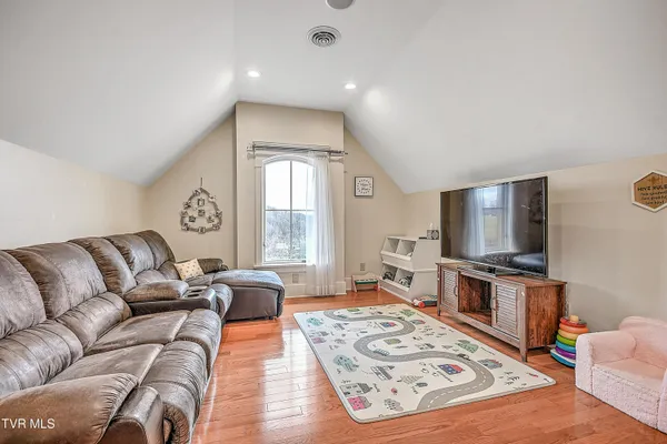 $1,595,000 | 640 Hamilton Hill Road, Bluff City, TN 37618