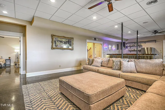 $1,795,000 | 640 Hamilton Hill Road, Bluff City, TN 37618