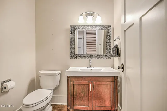 $1,795,000 | 640 Hamilton Hill Road, Bluff City, TN 37618