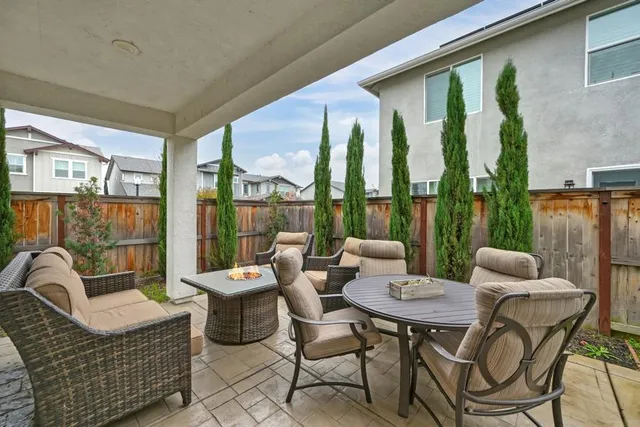 $685,000 | 2690 Alcove Way, Sacramento, CA 95833