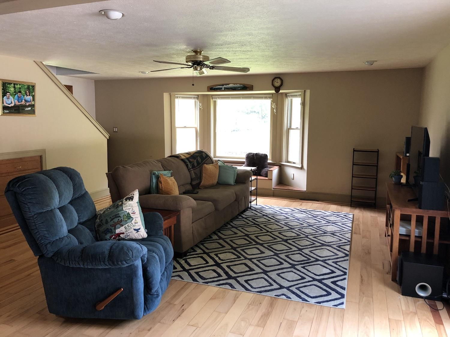 61 Mt Hope Road Sanford, ME 04073 - Photo 13 of 33 Living room