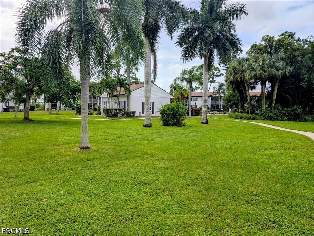 7049 New Post Road, Unit E4 North Fort Myers, FL 33917 - Photo 10 of 12 Gallery Image 10
