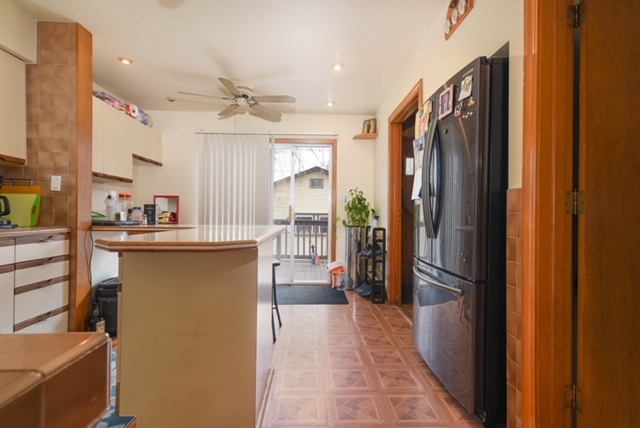 5335 West Barry Avenue Chicago, IL 60641 - Photo 12 of 27