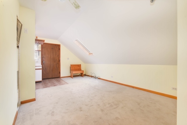 5335 West Barry Avenue Chicago, IL 60641 - Photo 15 of 27