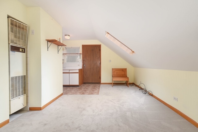 5335 West Barry Avenue Chicago, IL 60641 - Photo 16 of 27