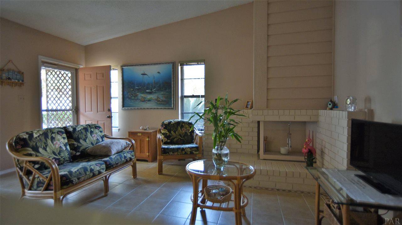4319 Creighton Road Pensacola, FL 32504 - Photo 4 of 25 Gallery Image 4