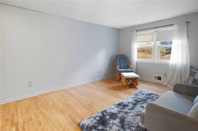 $335,000 | 9714 Shepherds Drive, Kansas City, MO 64131