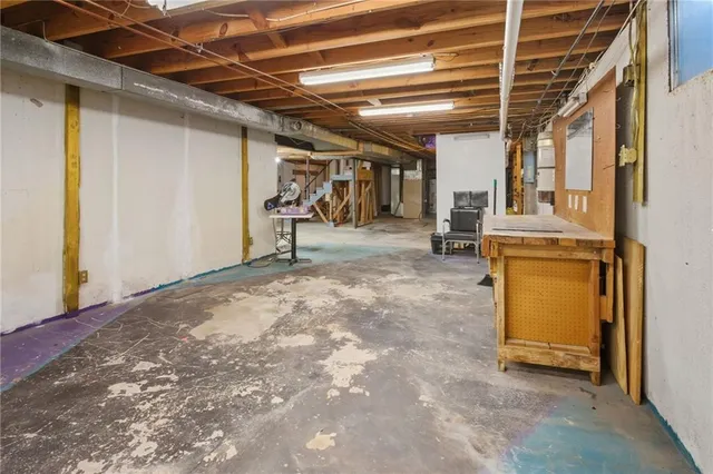 $335,000 | 9714 Shepherds Drive, Kansas City, MO 64131