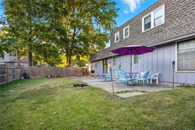 $335,000 | 9714 Shepherds Drive, Kansas City, MO 64131