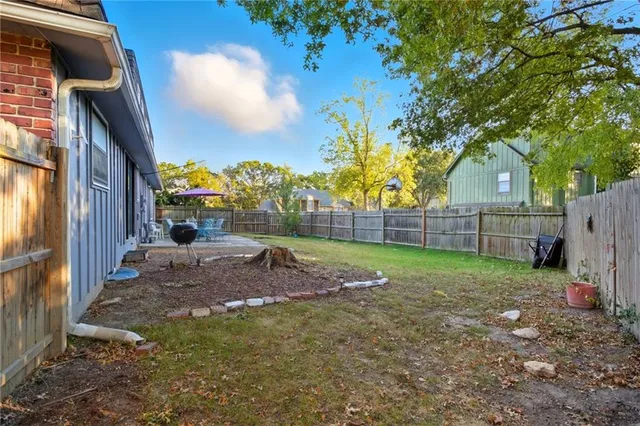 $335,000 | 9714 Shepherds Drive, Kansas City, MO 64131