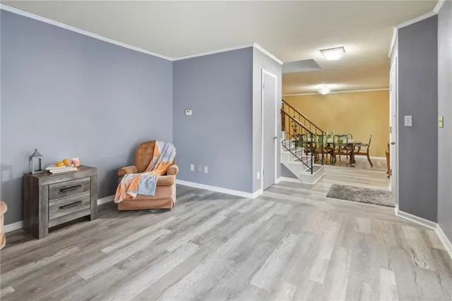 $335,000 | 9714 Shepherds Drive, Kansas City, MO 64131