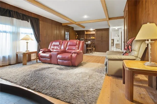 $335,000 | 9714 Shepherds Drive, Kansas City, MO 64131