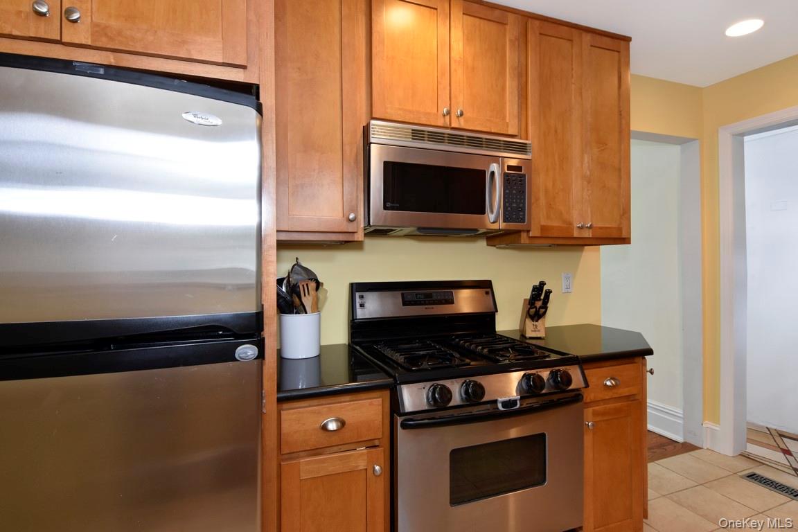 462 Bronxville Road Bronxville, NY 10708 - Photo 12 of 23 Kitchen View.