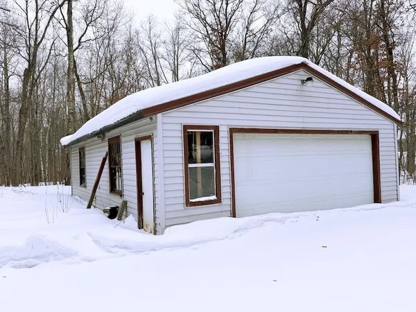 $359,000 | 9410 Pine Lake Road, Iron River, WI 54847
