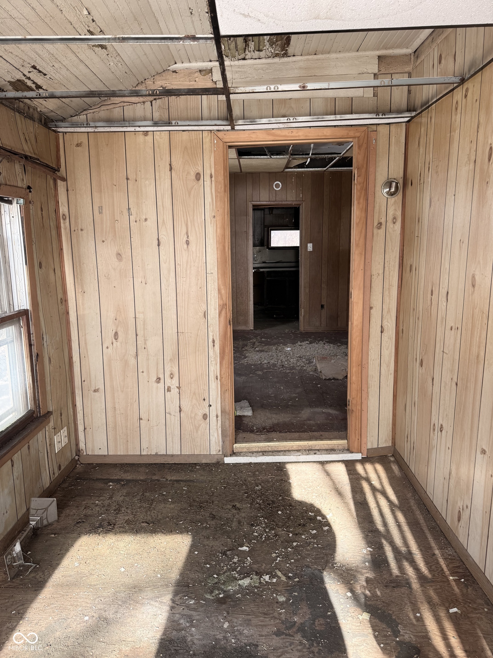 211 East Sherman Street Marion, IN 46952 - Photo 2 of 6