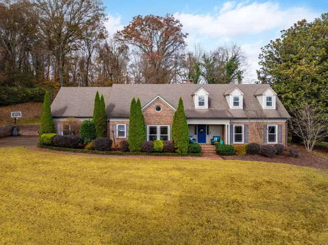 $950,000 | 2413 Woolson Road, Chattanooga, TN 37406