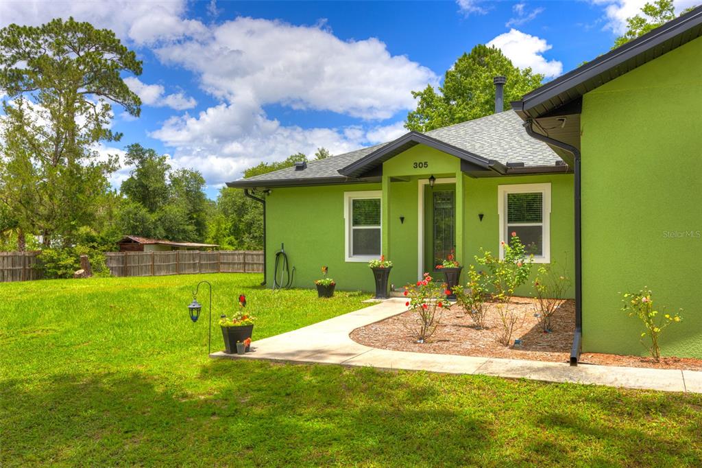 305 Padrick Avenue DeLand, FL 32720 - Photo 9 of 67 Gallery Image 9