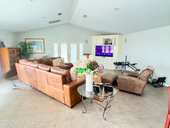 $390,000 | 10205 Highway 12, Isola, MS 38754