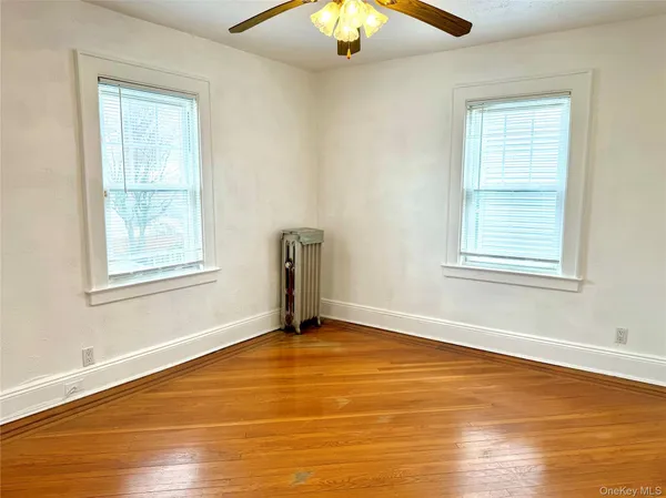 $5,000 | 4623 Arcadia Lane, Great Neck, NY 11020