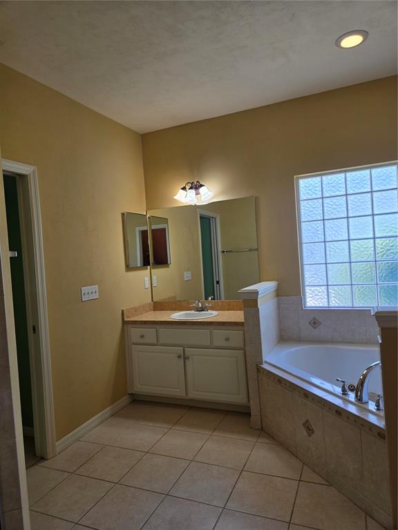 1657 Southwest 66th Drive Gainesville, FL 32607 - Photo 28 of 47