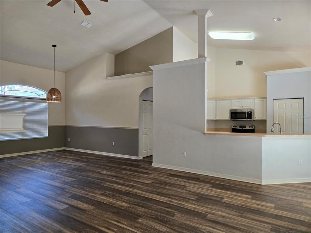 1657 Southwest 66th Drive Gainesville, FL 32607 - Photo 7 of 47