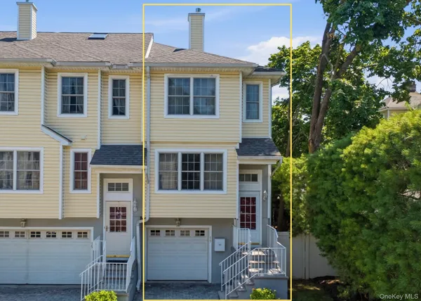$715,000 | 11 Prince Street, Unit C5, New Rochelle, NY 10801